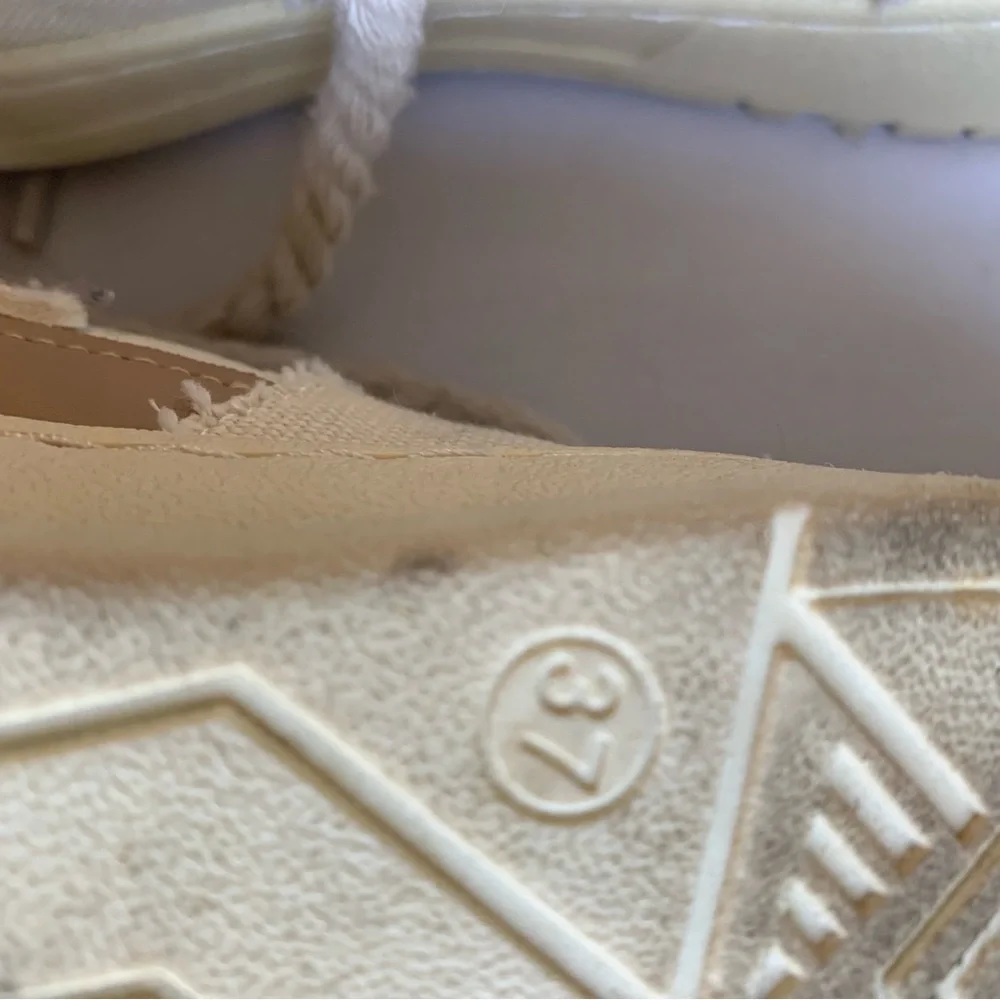Fashion Sport Cream Star Lace Applique Rope Lace‎ Sneakers Size 37